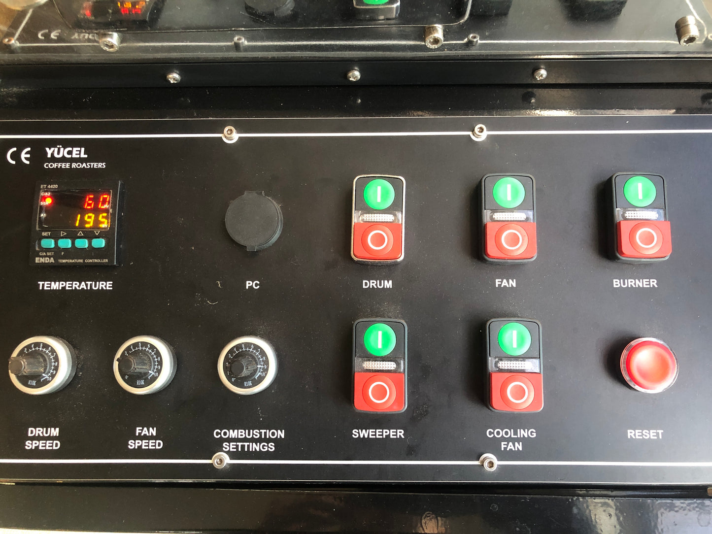 10kg Yucel coffee roaster control panel for precise roasting adjustments